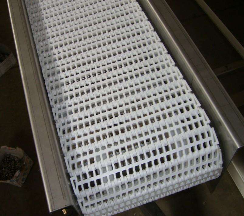 制藥組合網(wǎng)帶輸送機張緊裝置的選用