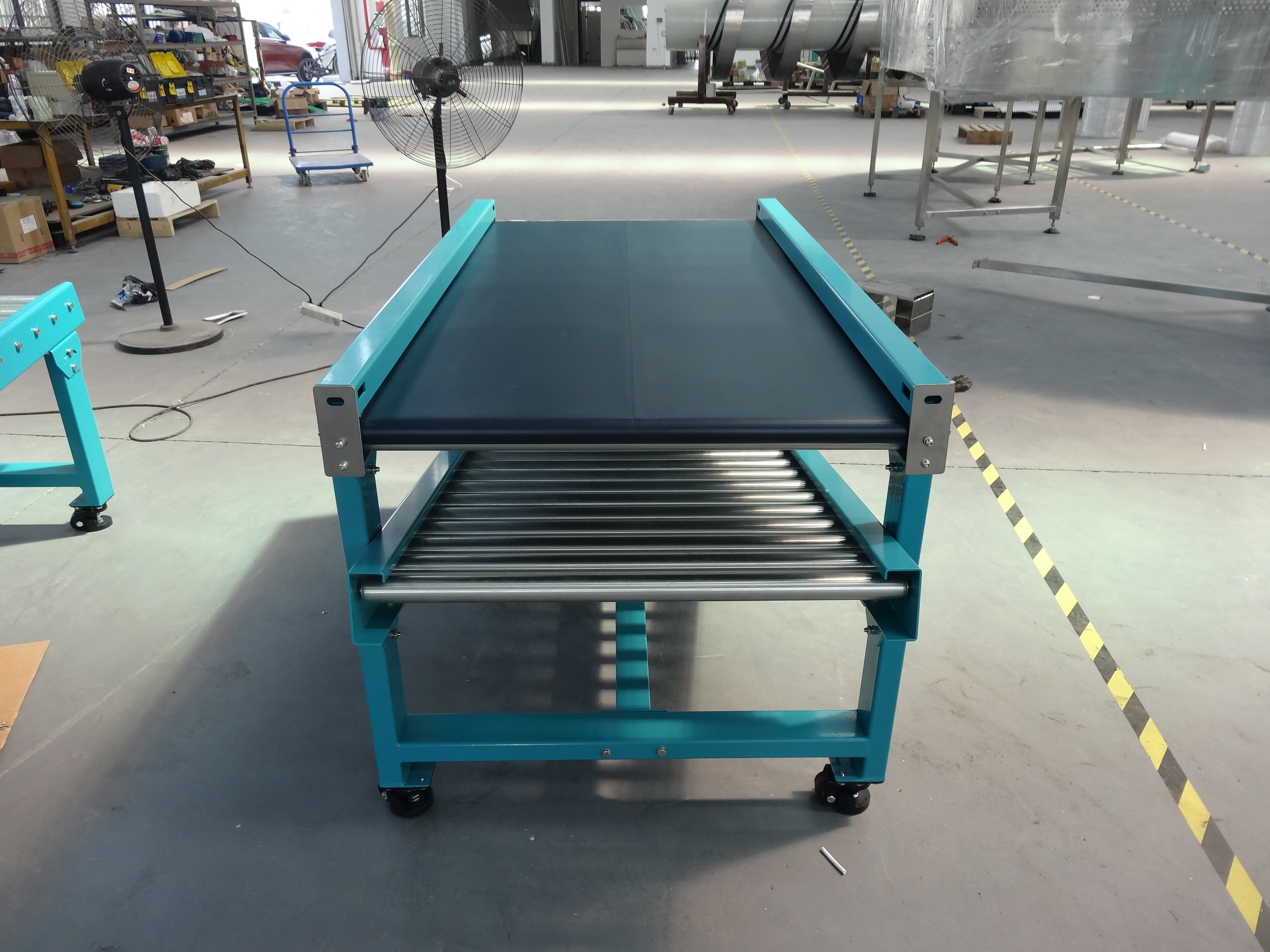 托輥在帶式輸送機的應(yīng)用及特性